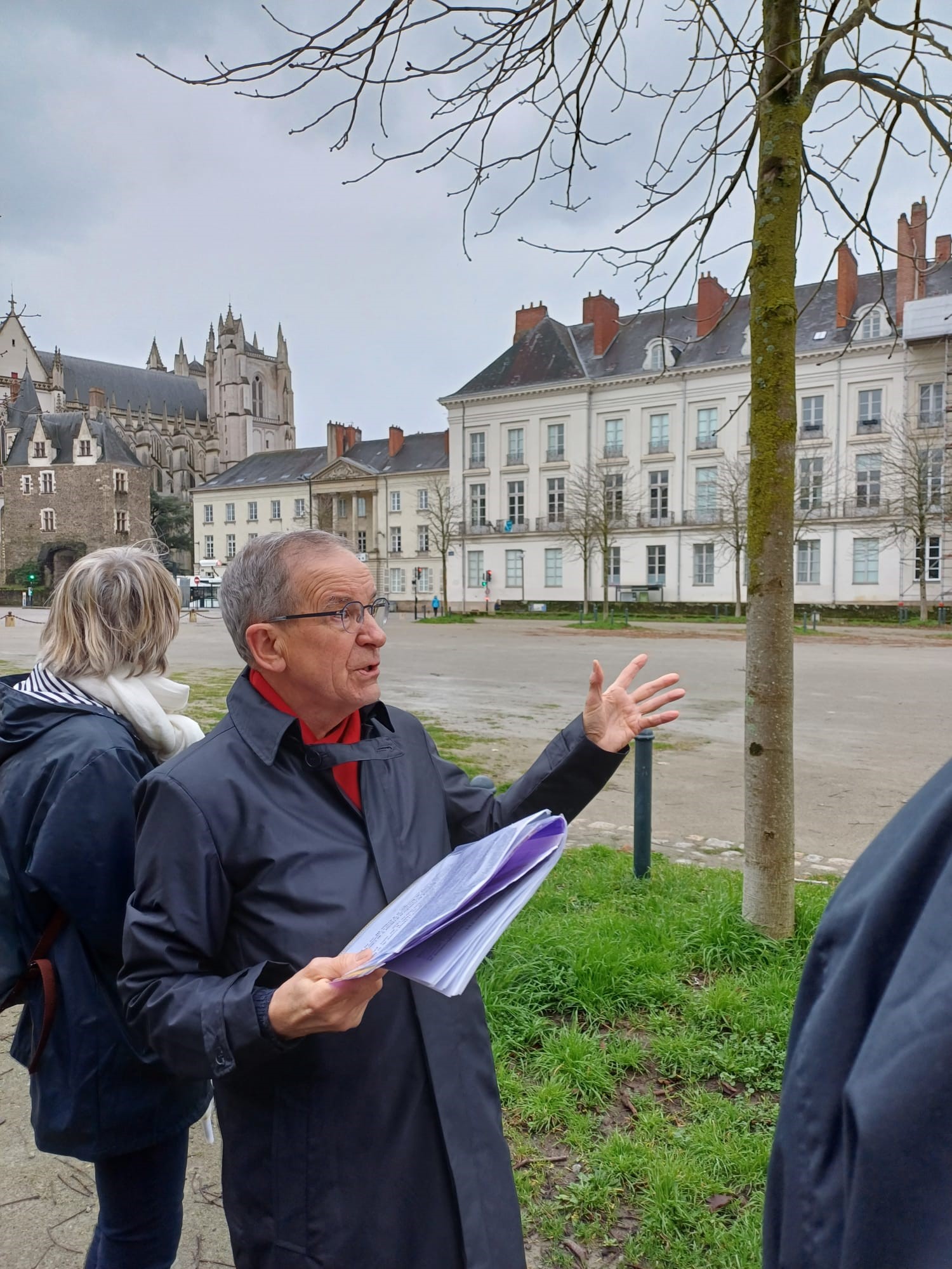 Visite des cours St Pierre et St André INSTITUT EDOUARD NIGNON